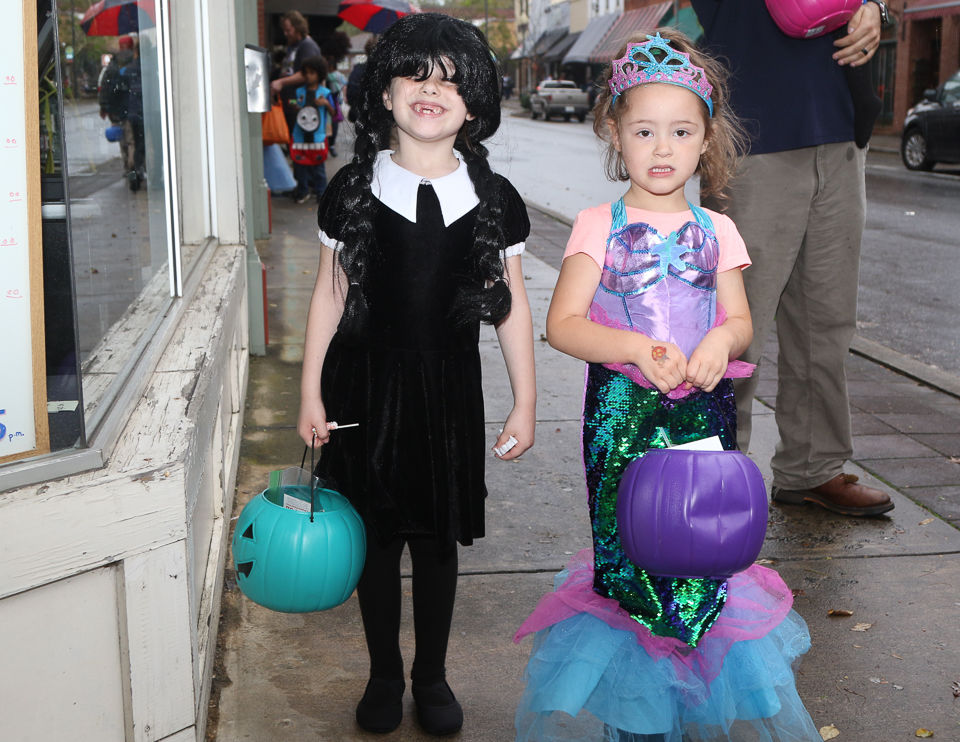 Halloween Trick or Treat Downtown Morganton 2019-9563.JPG